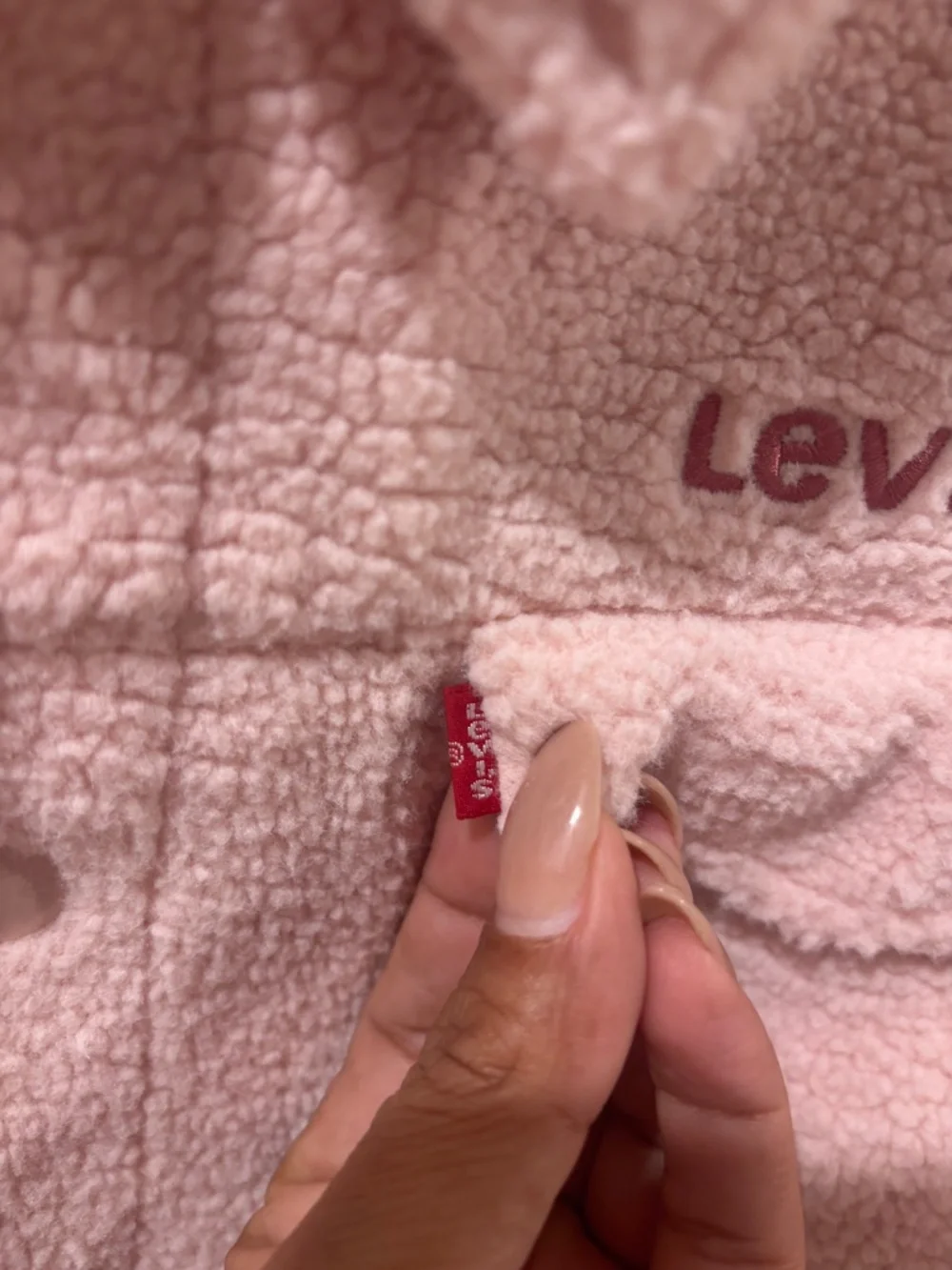 Levis *no refunds*